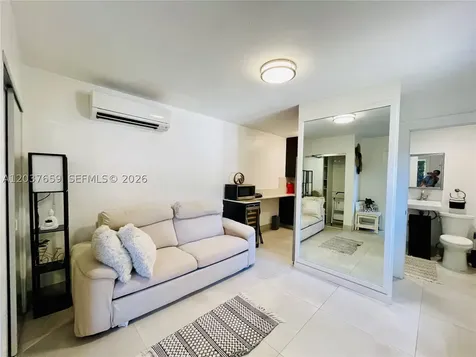38 NW 52nd Street Miami FL 33127