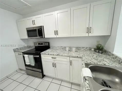 15332 SW 72nd Street Miami FL 33193