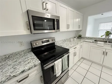 15332 SW 72nd Street Miami FL 33193