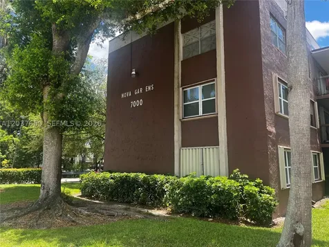 7000 Nova Drive Davie FL 33317