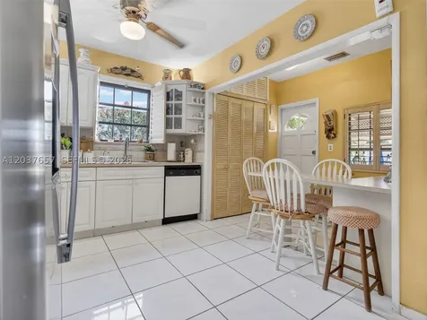 5430 W 4th Lane Hialeah FL 33012