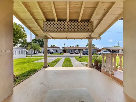 5430 W 4th Lane Hialeah FL 33012