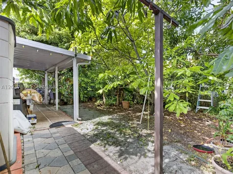 5430 W 4th Lane Hialeah FL 33012
