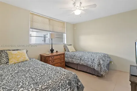 9480 Poinciana Place Davie FL 33324
