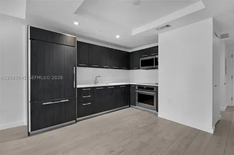 45 SW 9th Street Miami FL 33130