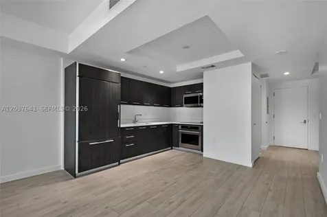 45 SW 9th Street Miami FL 33130