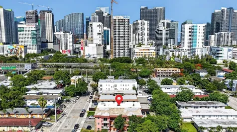 450 SW 9th Street Miami FL 33130