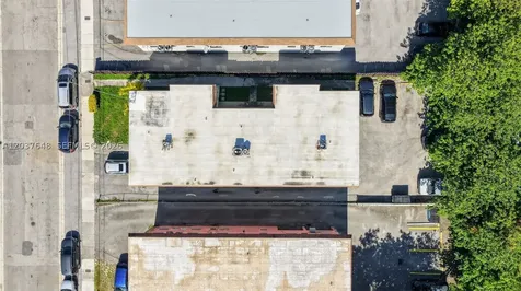 450 SW 9th Street Miami FL 33130