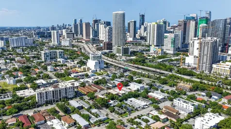 450 SW 9th Street Miami FL 33130