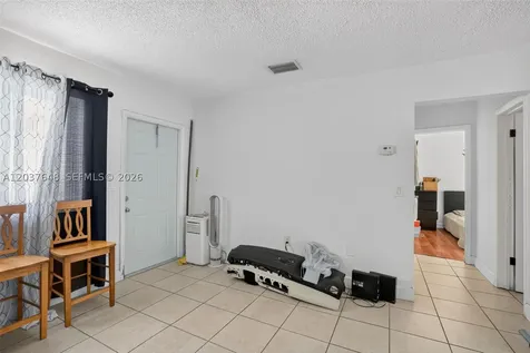450 SW 9th Street Miami FL 33130