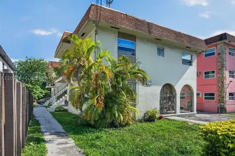 450 SW 9th Street Miami FL 33130