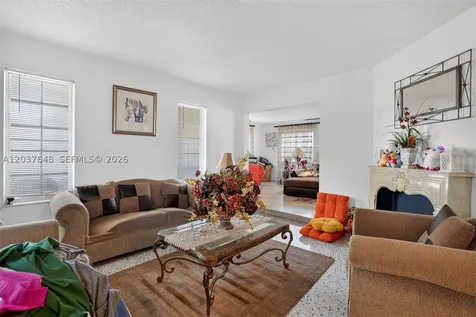 450 SW 9th Street Miami FL 33130
