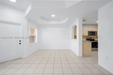 642 SW 106th Avenue Pembroke Pines FL 33025