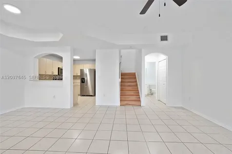 642 SW 106th Avenue Pembroke Pines FL 33025