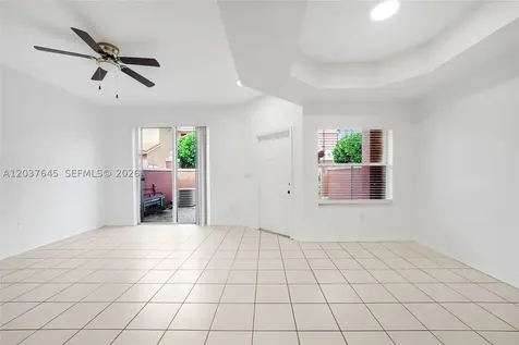 642 SW 106th Avenue Pembroke Pines FL 33025