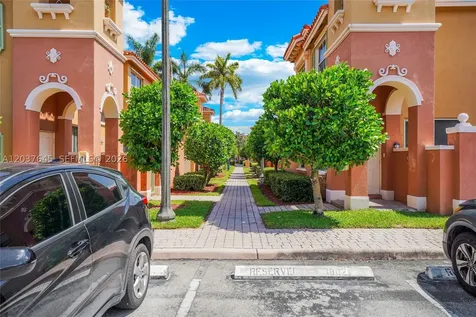 642 SW 106th Avenue Pembroke Pines FL 33025