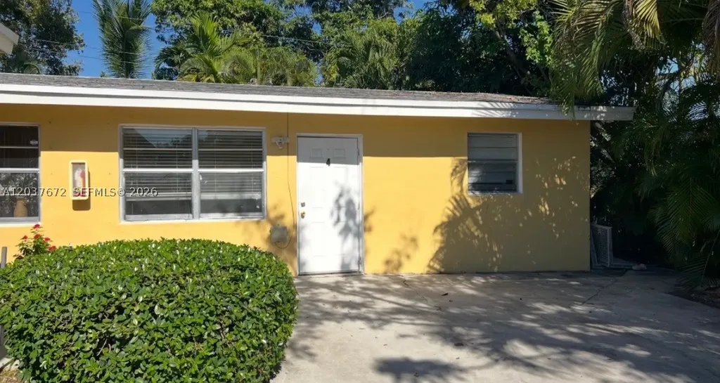 706 SW 4th Terrace Dania Beach FL 33004