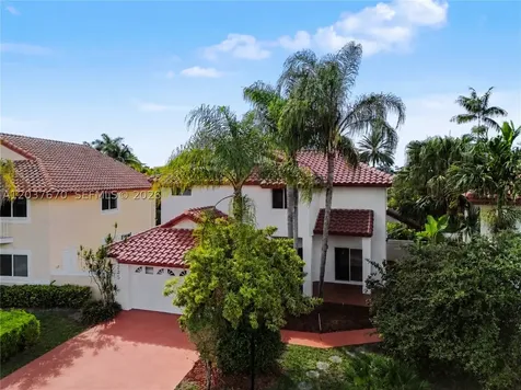4725 NW 104th Avenue Doral FL 33178