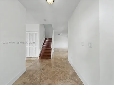4725 NW 104th Avenue Doral FL 33178