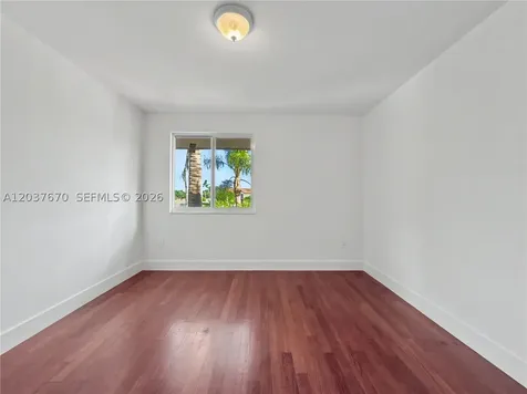 4725 NW 104th Avenue Doral FL 33178