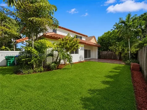 4725 NW 104th Avenue Doral FL 33178