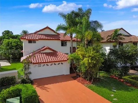 4725 NW 104th Avenue Doral FL 33178