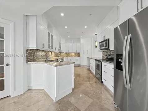 4725 NW 104th Avenue Doral FL 33178