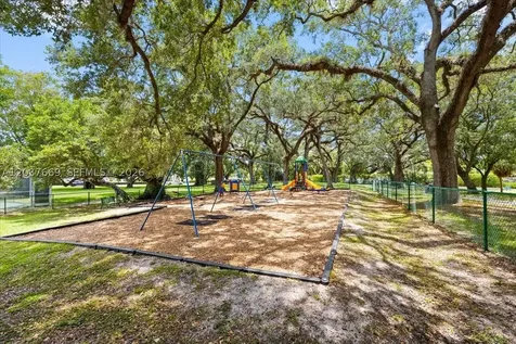 9441 Evergreen Place Davie FL 33324