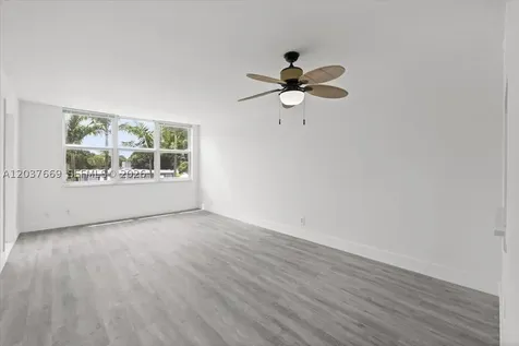 9441 Evergreen Place Davie FL 33324