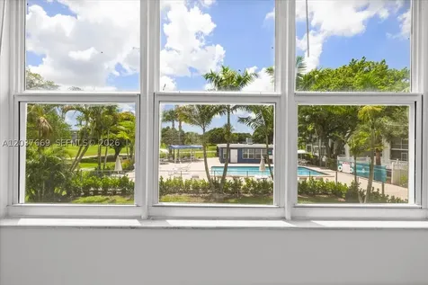 9441 Evergreen Place Davie FL 33324
