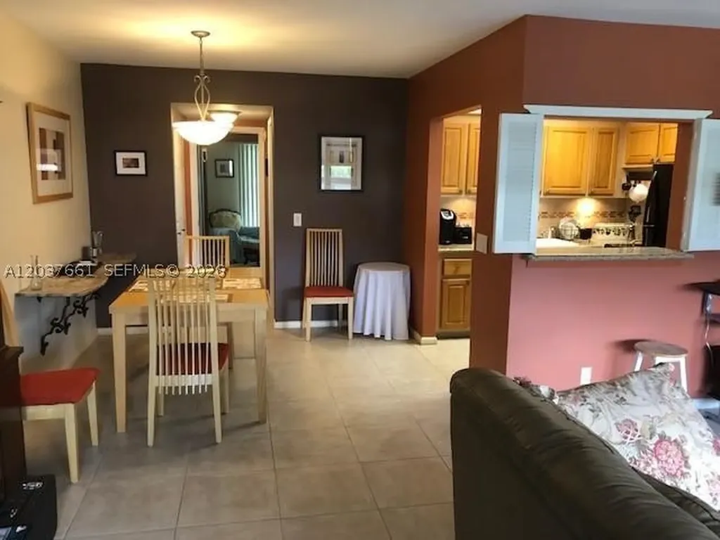 366 Brighton I Boca Raton FL 33434