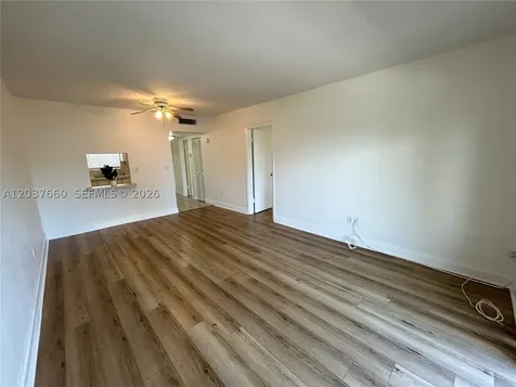 7505 SW 82nd Street Miami FL 33143