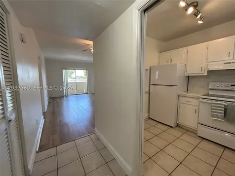 7505 SW 82nd Street Miami FL 33143