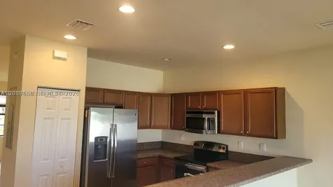3537 W 89th Place Hialeah FL 33018
