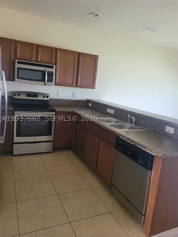3537 W 89th Place Hialeah FL 33018