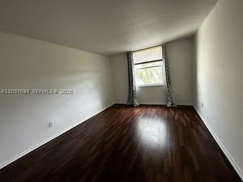 8307 SW 142nd Avenue Miami FL 33183