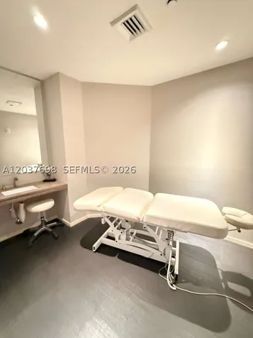 1300 Brickell Bay Drive Miami FL 33131