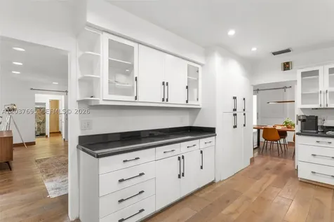 8220 Hawthorne Avenue Miami Beach FL 33141