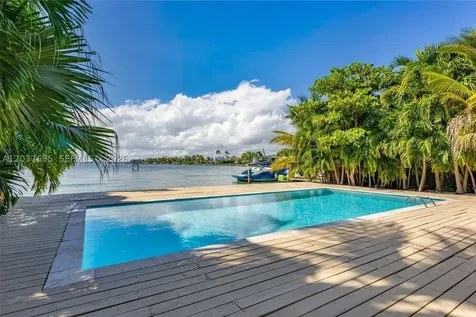 8220 Hawthorne Avenue Miami Beach FL 33141