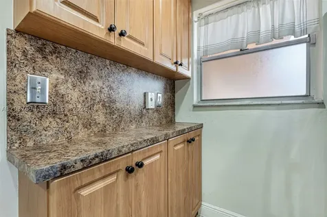 1100 W 35th Street Hialeah FL 33012