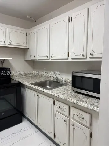 111 Tilford F Deerfield Beach FL 33442
