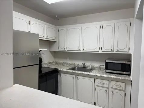 111 Tilford F Deerfield Beach FL 33442