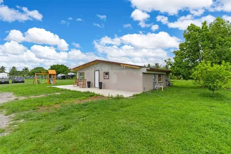 20304 SW 186th Street Miami FL 33187