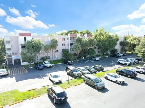 8405 NW 8th Street Miami FL 33126