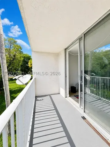 8405 NW 8th Street Miami FL 33126