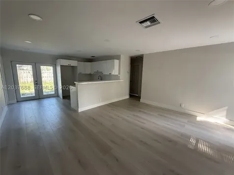 1700 SW 69th Terrace North Lauderdale FL 33068