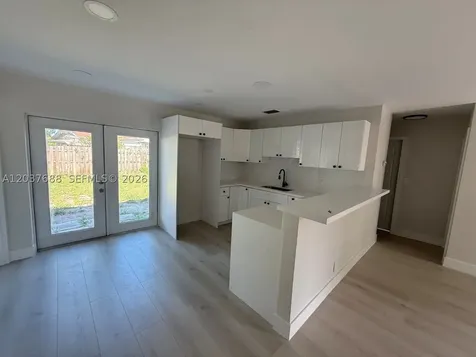 1700 SW 69th Terrace North Lauderdale FL 33068