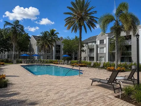 711 SW 111th Way Pembroke Pines FL 33025