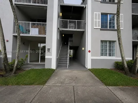 711 SW 111th Way Pembroke Pines FL 33025