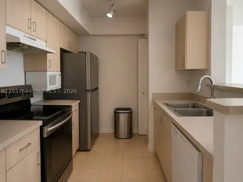 711 SW 111th Way Pembroke Pines FL 33025